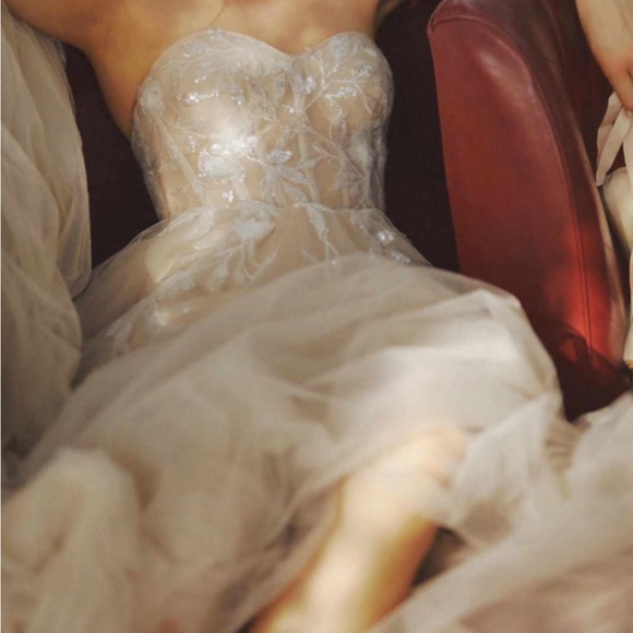 BRAND NEW, NEVER WORN, UNALTERED Watters WToo “Austin” wedding gown - Picture 14 of 15